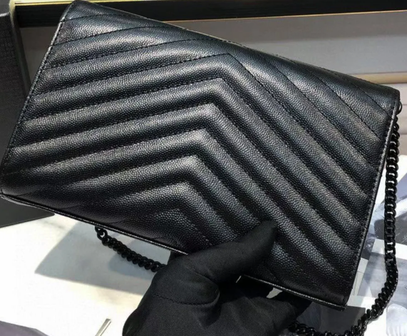 Bolsa Envelope Matelassê Yves Saint Laurent (YSL) (Italiana) - Imagem 5