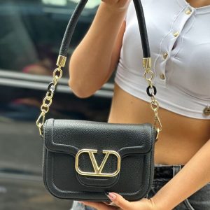 Bolsa Valentino Garavani VLogo (PREMIUM) - Elegância em Cada Detalhe