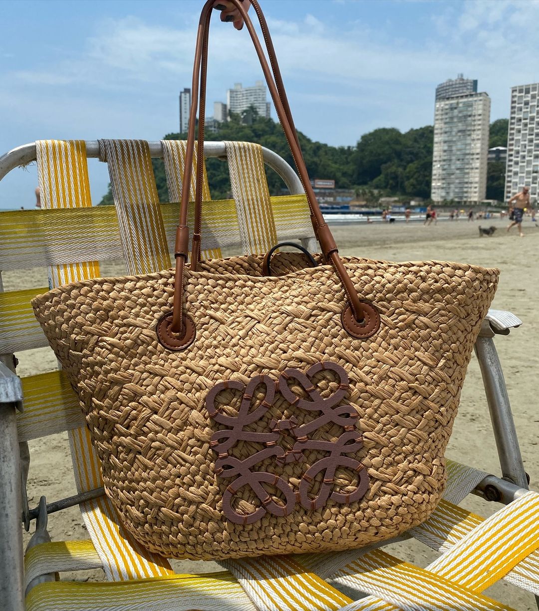 Bolsa Loewe Basket (PREMIUM) - Luxo e Estilo em Ráfia Artesanal